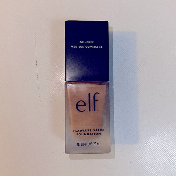 Elf Oil-free Medium Coverage Foundation - Picture 1 of 3